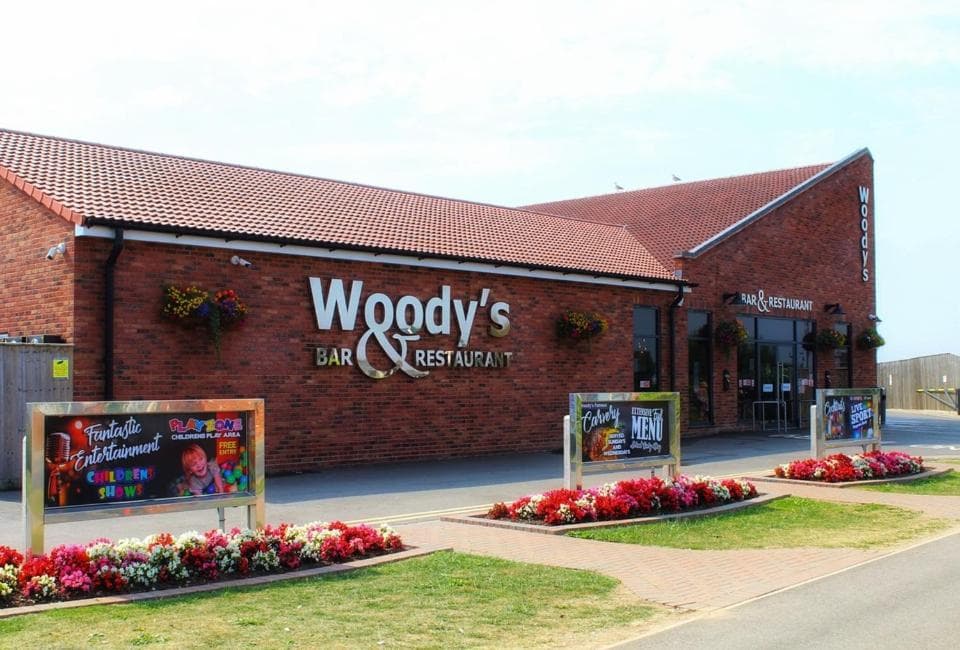 Woody's Bar & Restaurant at The Chase